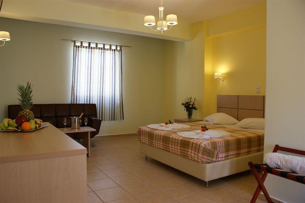 Jason Studios & Apartments Naxos City Extérieur photo